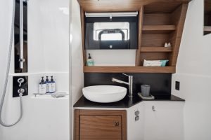 bath, Nautitech 46 Open, catamaran for sale