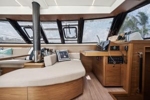 navigation station, Nautitech 46 Open, catamaran for sale