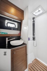 bath, Nautitech 46 Open, catamaran for sale