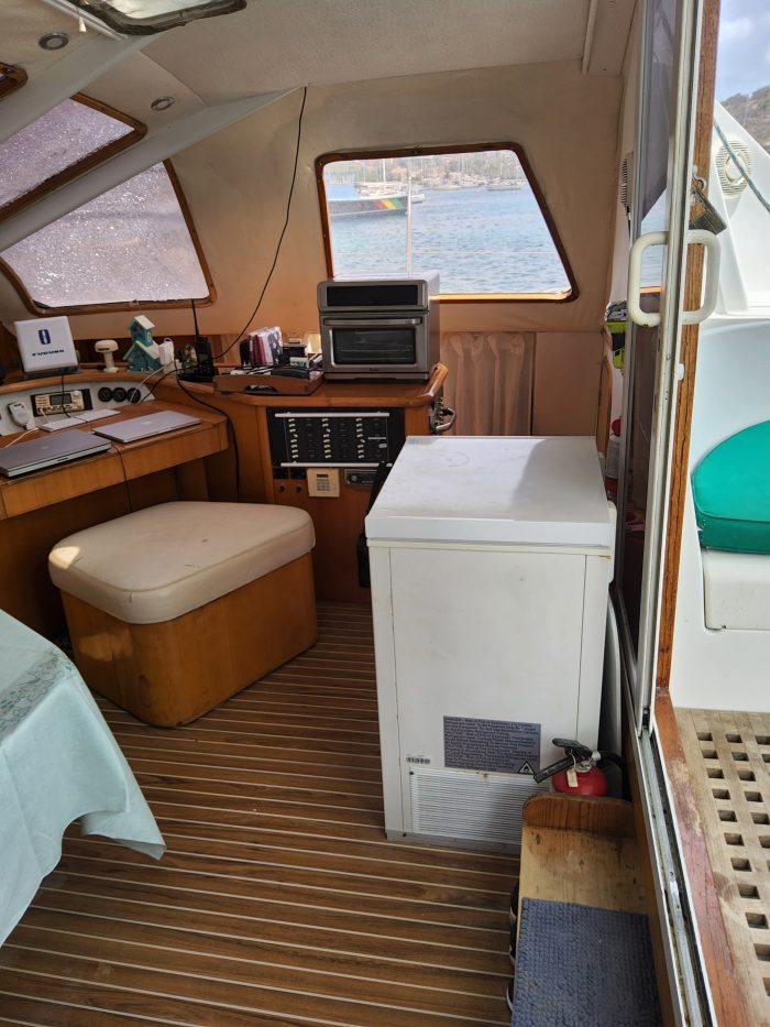 interior, Privilege 37, catamaran for sale