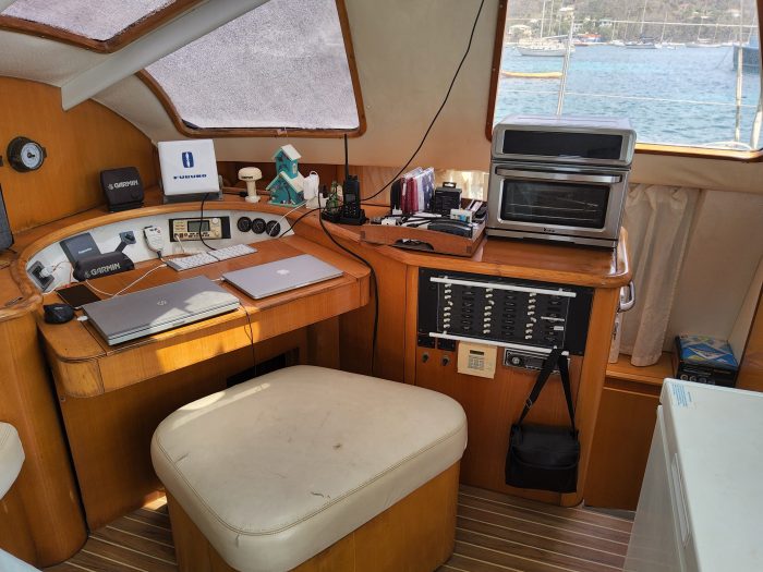 navigation station, Privilege 37, catamaran for sale