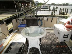 cockpit, Mainship 40, trawler for sale