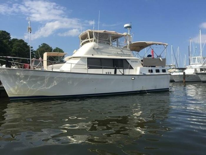 exterior, Mainship 40, trawler for sale