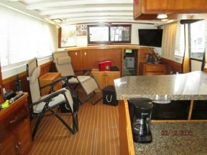 salon, Mainship 40, trawler for sale