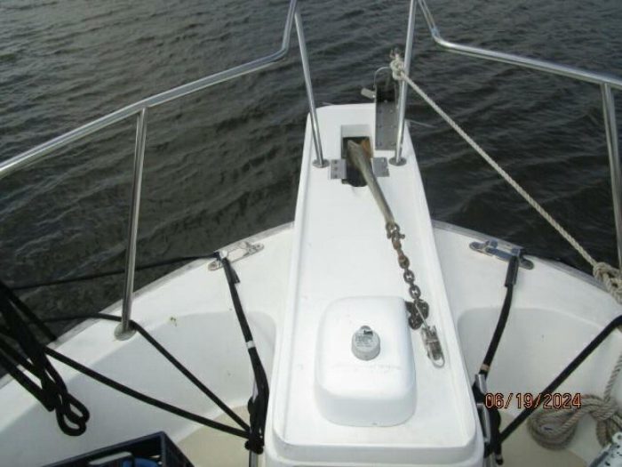 deck, Mainship 40, trawler for sale
