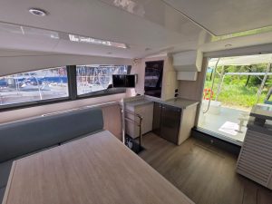 salon, Leopard 48, catamaran for sale