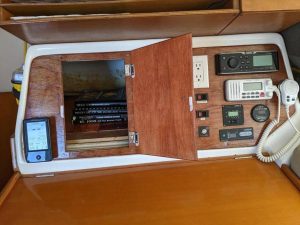 navigation station, Lagoon 410, catamaran for sale