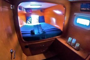 bed, Lagoon 410, catamaran for sale
