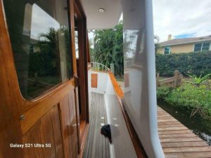deck, Marine Trader 50 Wide Body, trawler for sale