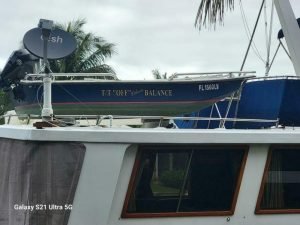 deck, Marine Trader 50 Wide Body, trawler for sale