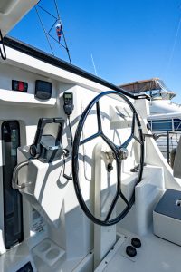 helm, Balance 442, catamaran for sale