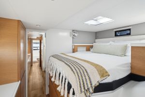 bed, Balance 442, catamaran for sale