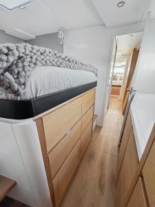 bed, Balance 442, catamaran for sale
