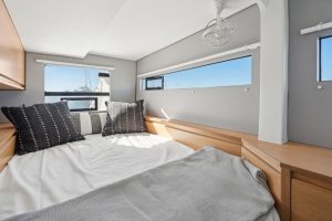 bed, Balance 442, catamaran for sale