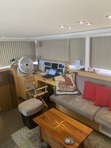 salon, Lagoon 450, catamaran for sale