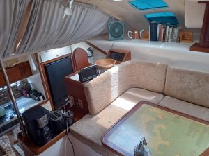 salon, Lagoon 37 TPI, catamaran for sale