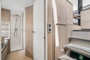 bath, Catana 50, catamaran for sale
