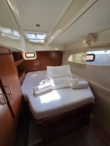 bed, Leopard 44, catamaran for sale