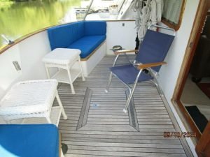 cockpit, Defever 49, trawler for sale