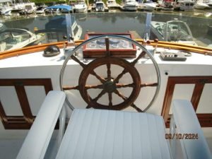 helm, Defever 49, trawler for sale