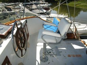 helm, Defever 49, trawler for sale