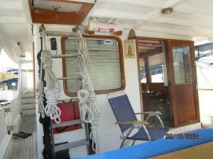 cockpit, Defever 49, trawler for sale