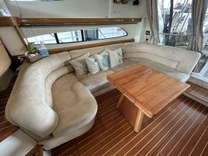 salon, Sealine T47, trawler for sale