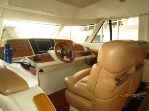 navigation station, Sealine T47, trawler for sale