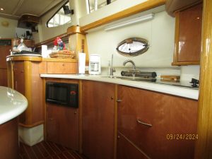 interior, Sealine T47, trawler for sale