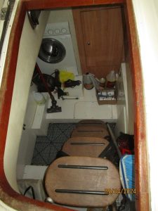 interior, Sealine T47, trawler for sale