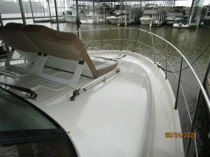 deck, Sealine T47, trawler for sale