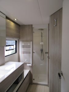 bath, Catana 50, catamaran for sale