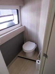 bath, Catana 50, catamaran for sale