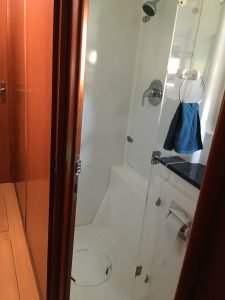 bath, Leopard 48, catamaran for sale