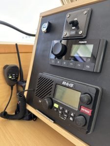 navigation station, Lagoon 400, catamaran for sale