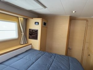 bed, Lagoon 400, catamaran for sale