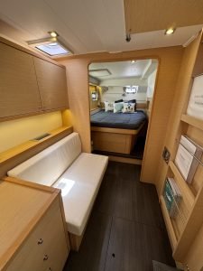 bed, Lagoon 400, catamaran for sale