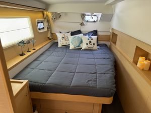 bed, Lagoon 400, catamaran for sale