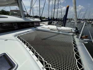 deck, Lagoon 400, catamaran for sale
