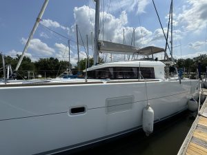 exterior, Lagoon 400, catamaran for sale