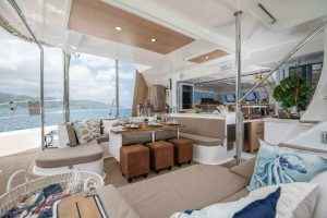 salon, Royal Cape 570 Majestic, catamaran for sale