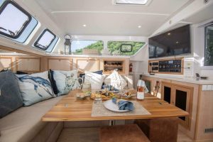 salon, Royal Cape 570 Majestic, catamaran for sale