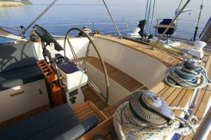 helm, Hallberg Rassy 53, sailboat for sale