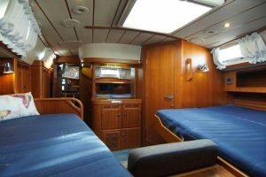 salon, Hallberg Rassy 53, sailboat for sale