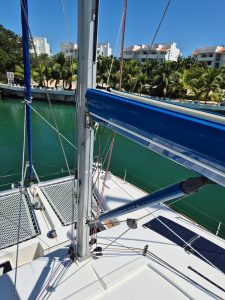 deck, Lagoon 450, catamaran for sale