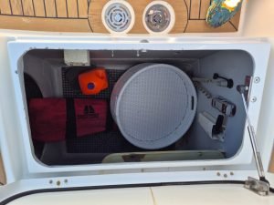 deck, Lagoon 450, catamaran for sale