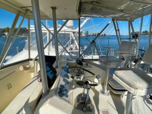 cockpit, Post 46, trawler for sale