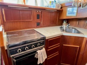 interior, Post 46, trawler for sale