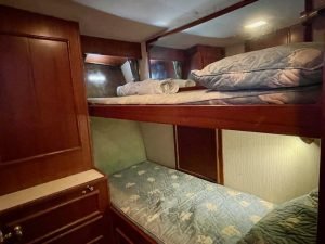 bed, Post 46, trawler for sale