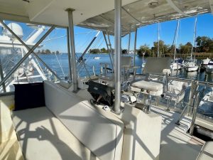 cockpit, Post 46, trawler for sale